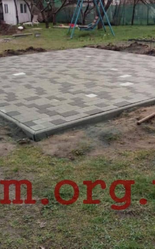 Укладка тротуарной плитки  Плац